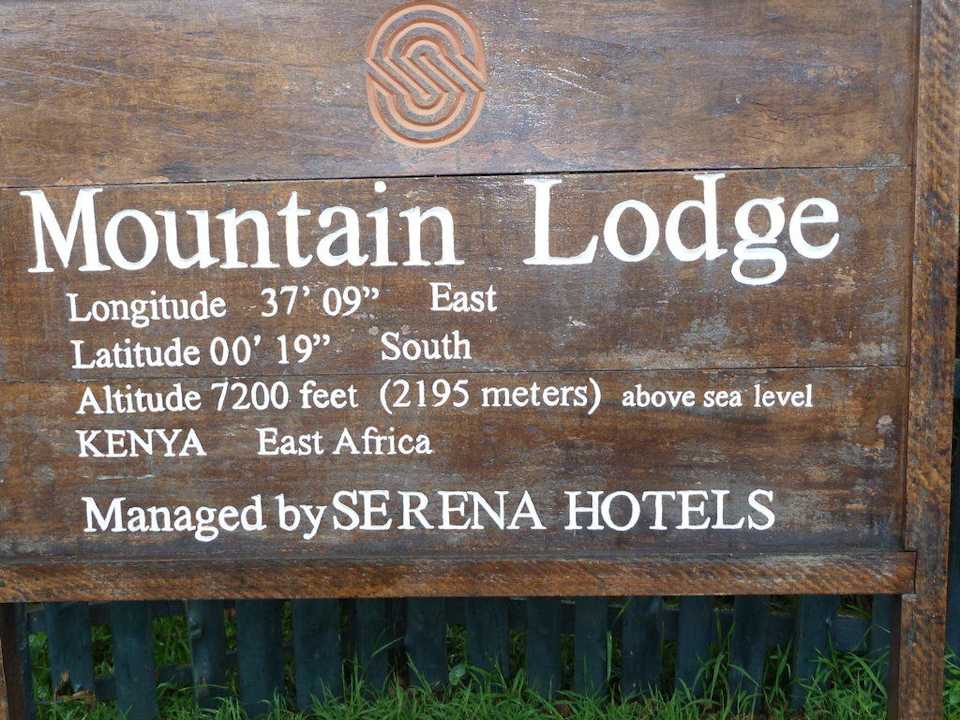 Beschreibung der Lodge Hotel Serena Mountain Lodge