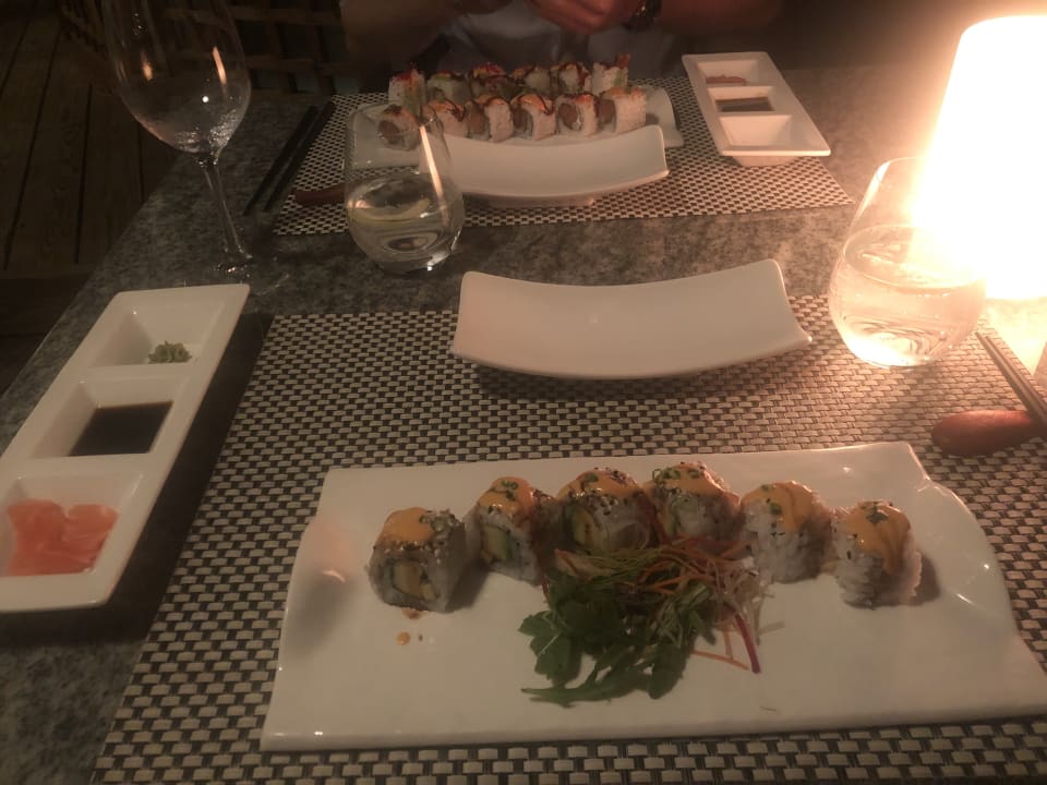 Gastro Outrigger Maldives Maafushivaru Resort