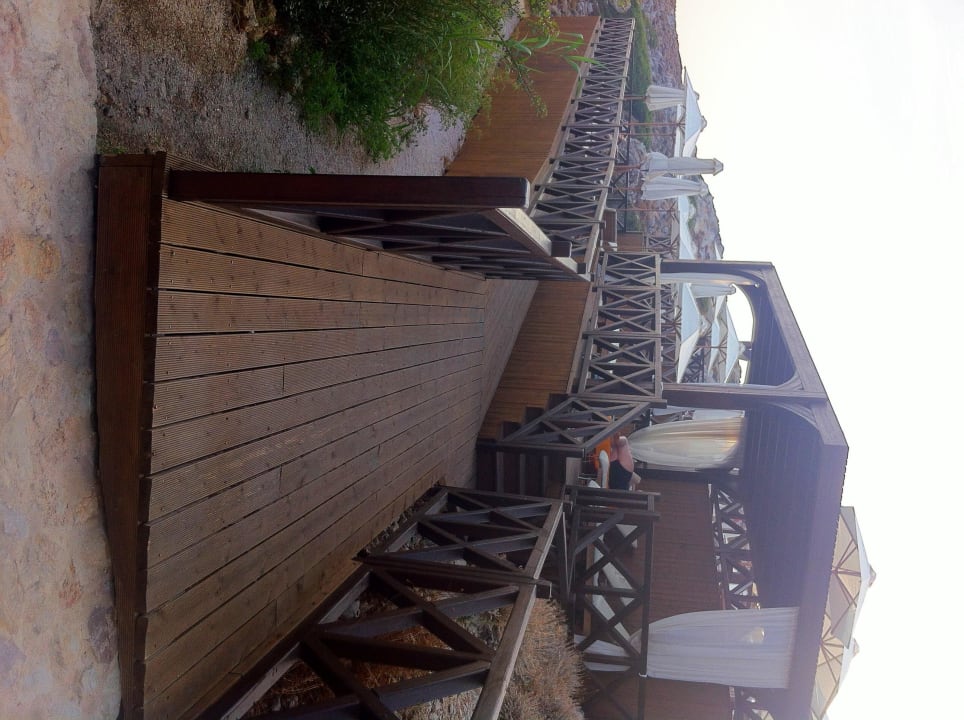 Pool Lounge  Hotel Kalithea Horizon Royal