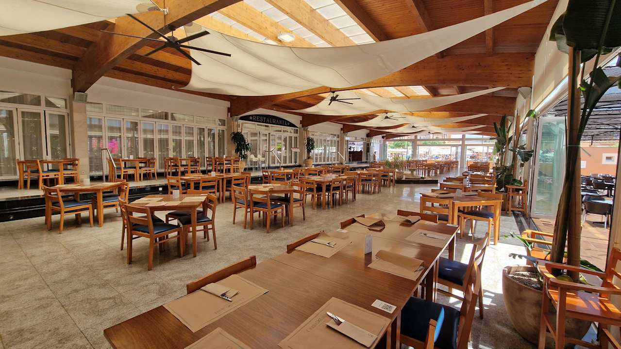 Gastro Aparthotel Ciudad Laurel