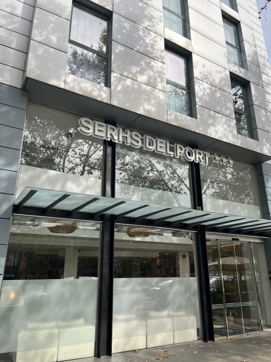 Außenansicht SERHS Del Port Hotel