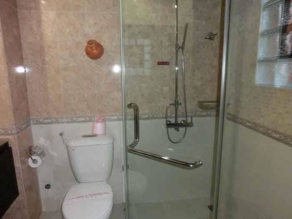 Bad Hotel Vinh Hung Riverside Resort & Spa