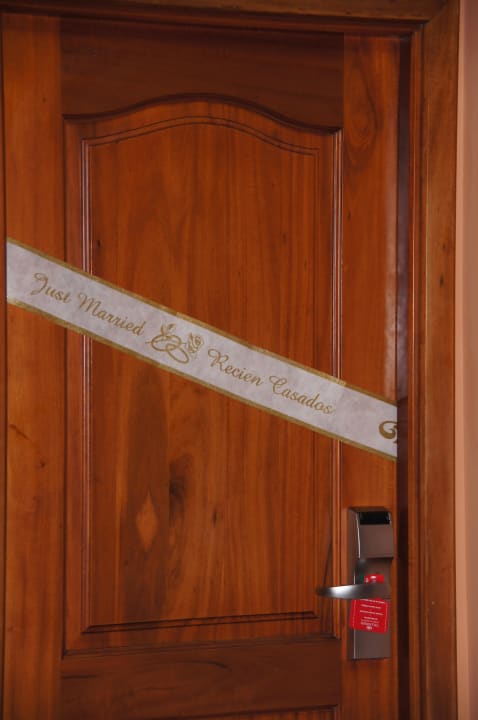 Married  Hotel Grand Palladium Palace Resort, Spa & Casino