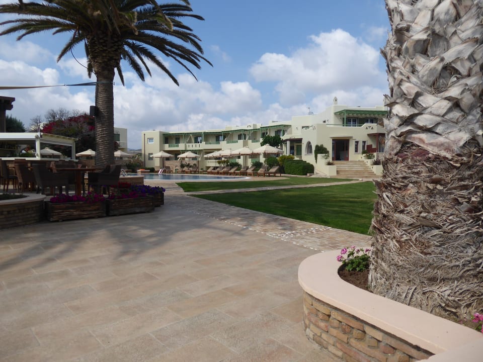 Gartenanlage Hotel Finikas