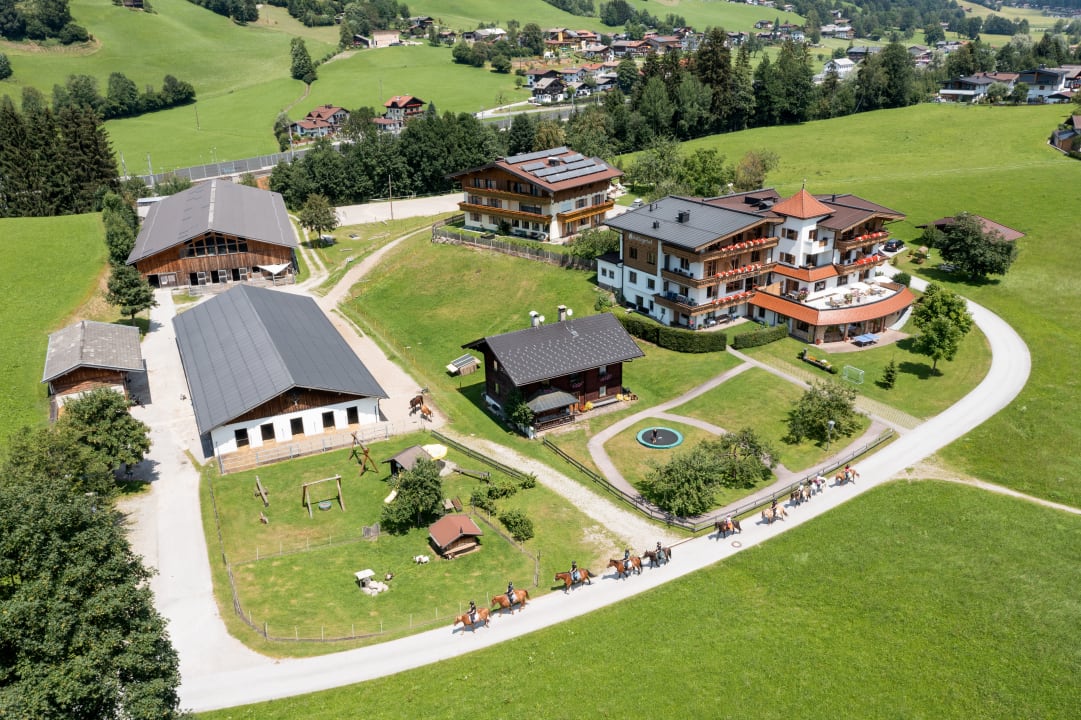 Außenansicht Feriengut Haflingerhof