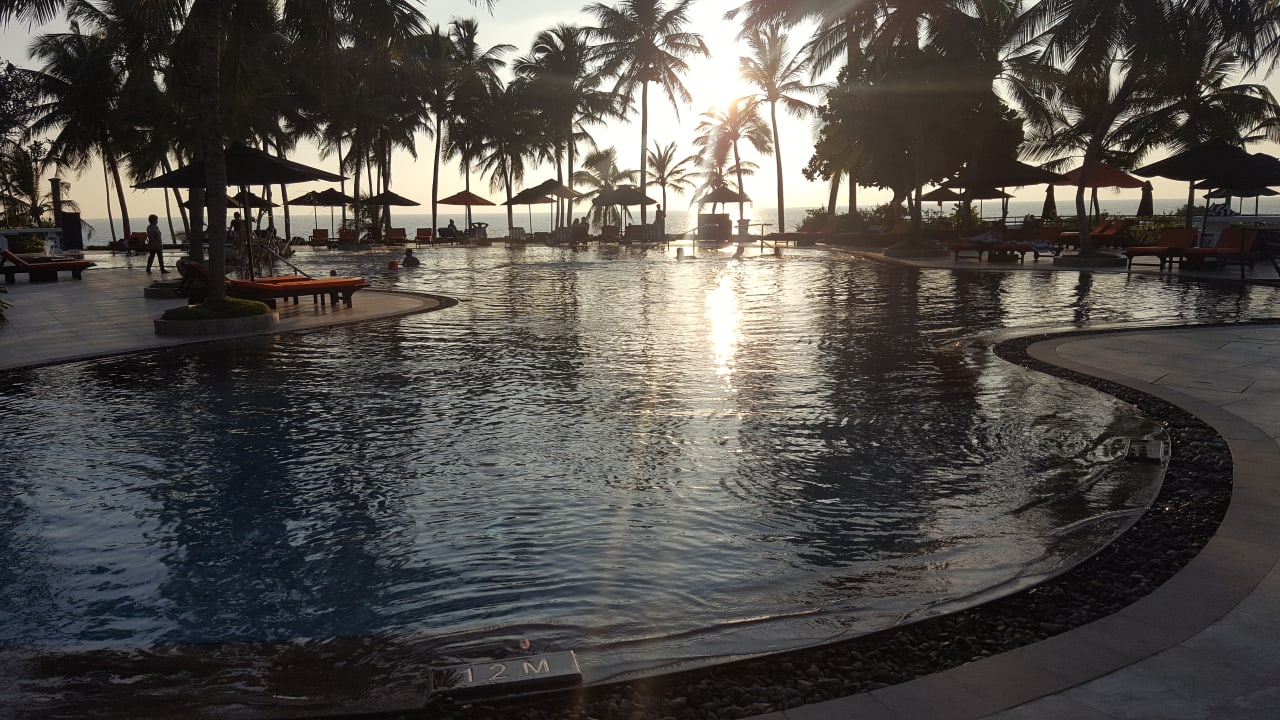 Pool Taj Bentota Resort & Spa