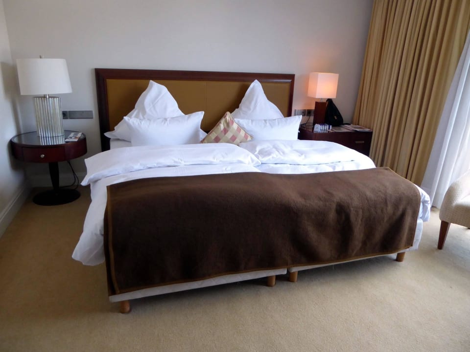 Doppelbett Maison Messmer Baden-Baden