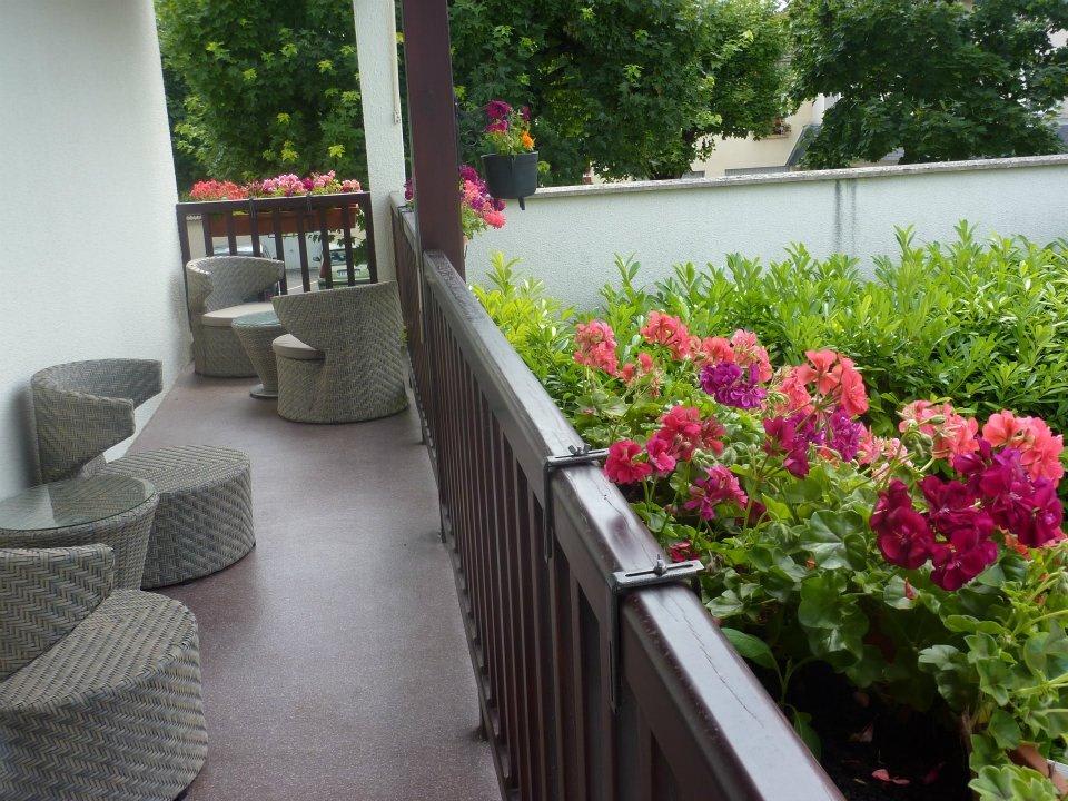 Terrasse Hôtel Au Tambour