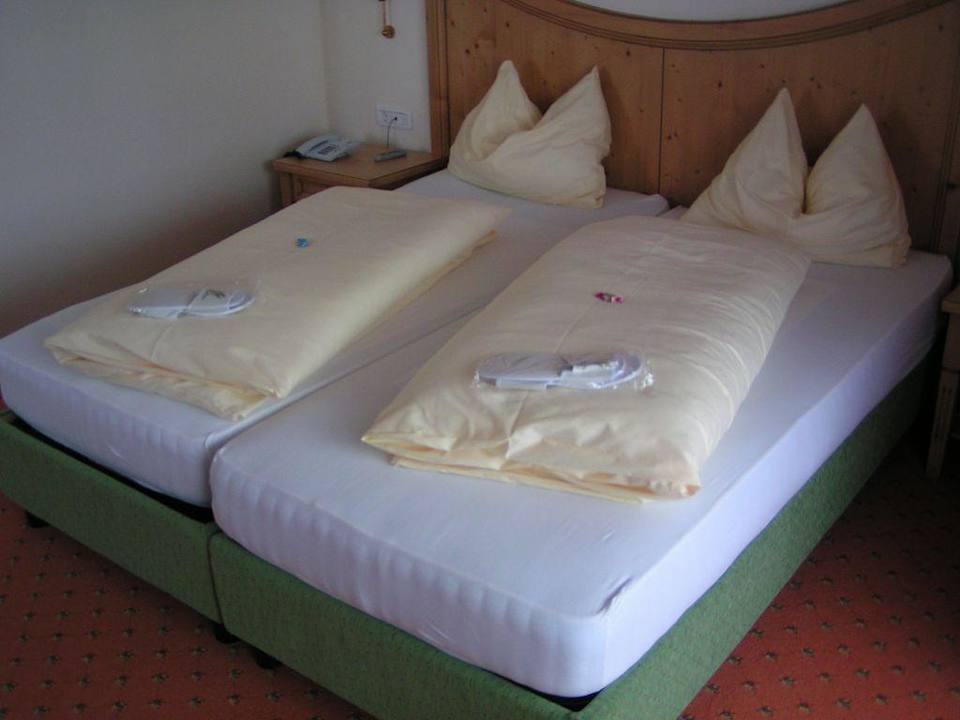 Doppelbett Hotel Paradiso