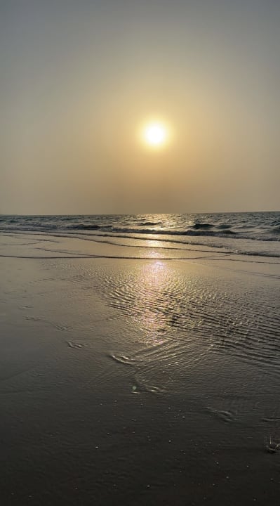 Strand Rixos Premium Saadiyat Island