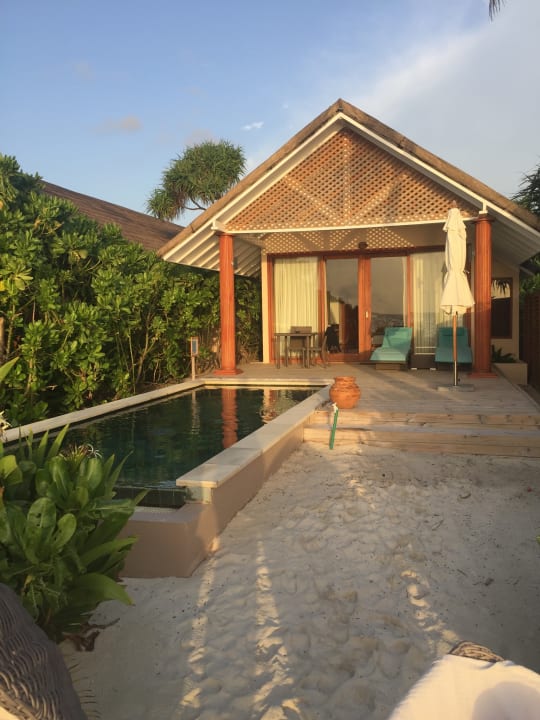 Zimmer Kudafushi Resort & Spa