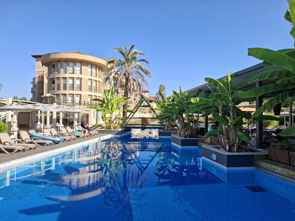 Pool TUI BLUE Xanthe