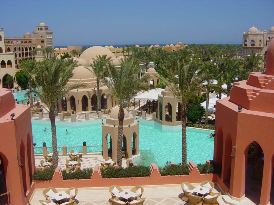 une vue de l'hôtel depuis la réception Makadi Palace