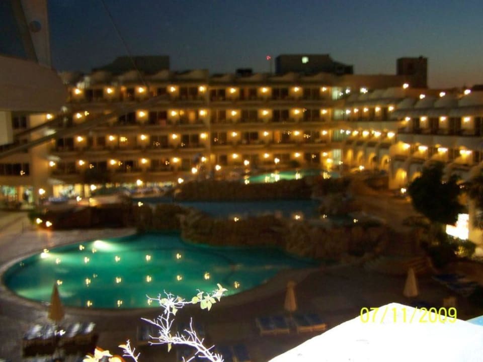 Sea gull resort nocą Seagull Beach Resort