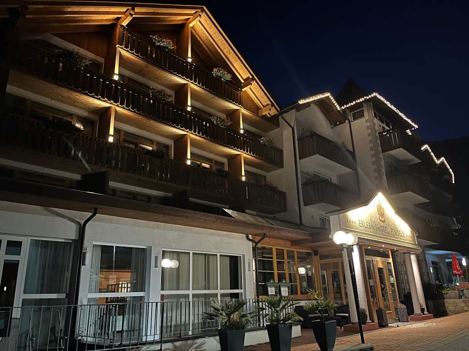 Außenansicht Erlebnishotel Fendels