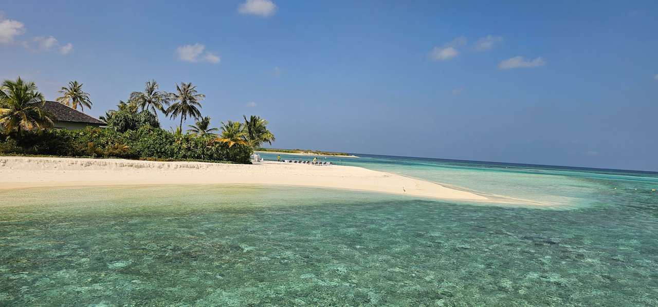 Strand Le Meridien Maldives Resort & Spa