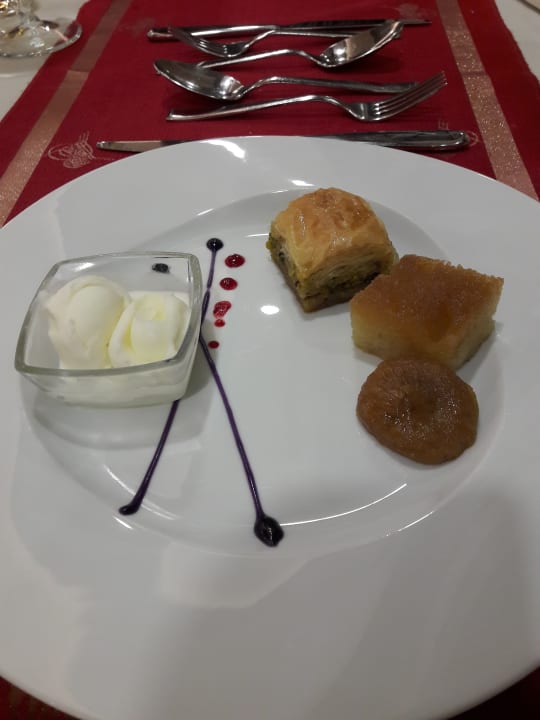 A la carte  Sherwood Exclusive Lara