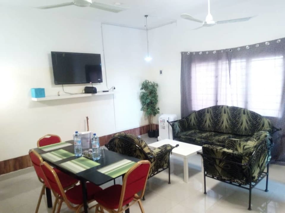 Zimmer Feel Well Guest House