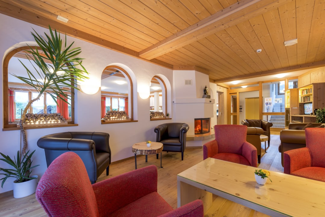 Lobby Sporthotel Eienwäldli