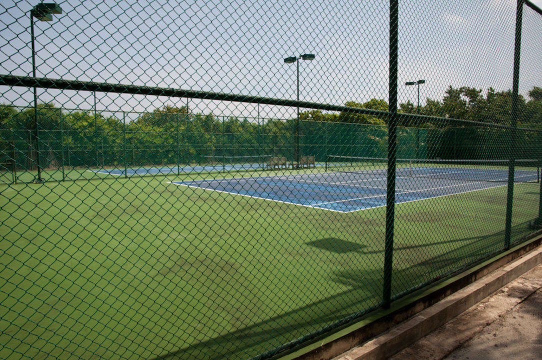 Tennisplätze Hideaway Beach Resort & Spa