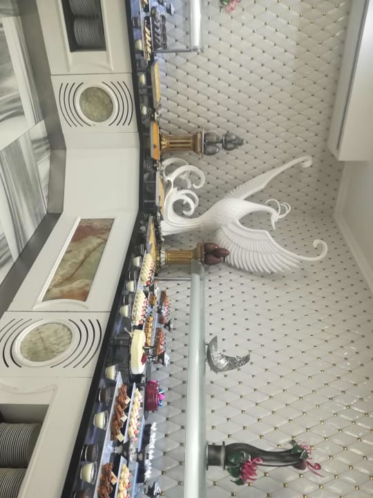 Gastro Azura Deluxe Resort & Spa Hotel