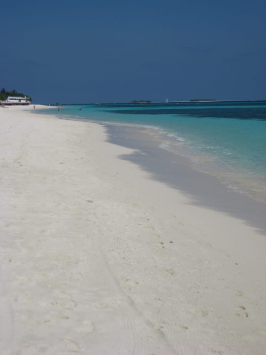 Strand an der Südseite Kuredu Island Resort & Spa