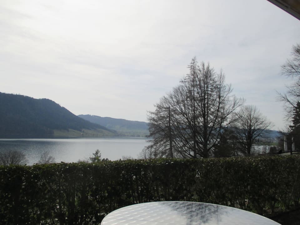 ZIMMER MIT SITZPLATZ UND SEESICHT Hotel Ländli