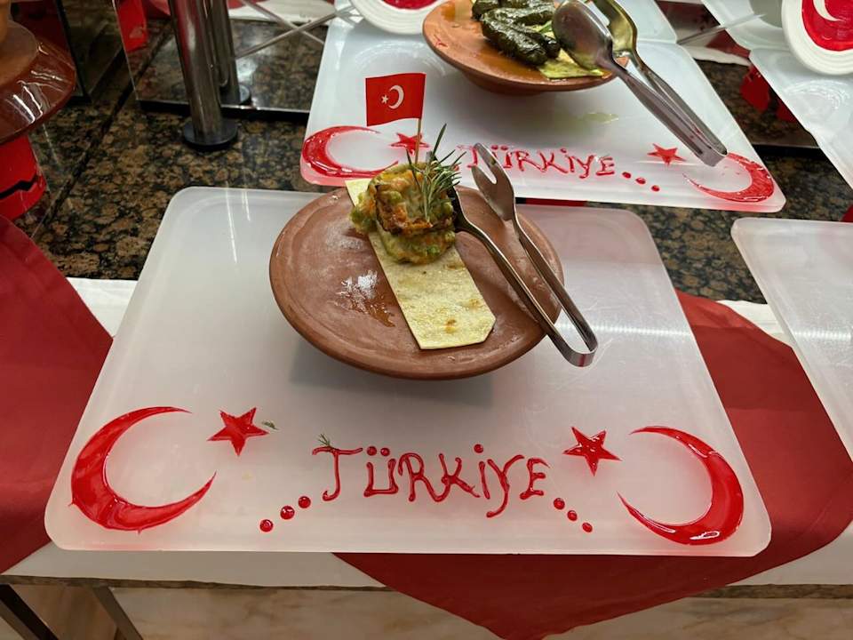 Gastro Dream World Resort & Spa