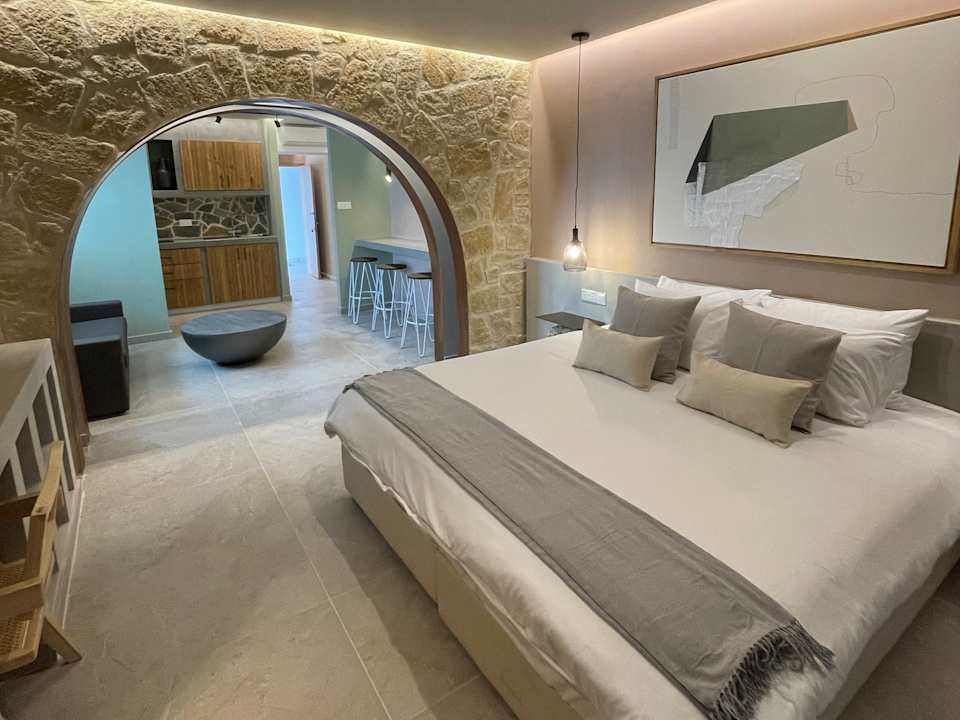 Zimmer Vrachia Beach Hotel & Suites - Adults Only