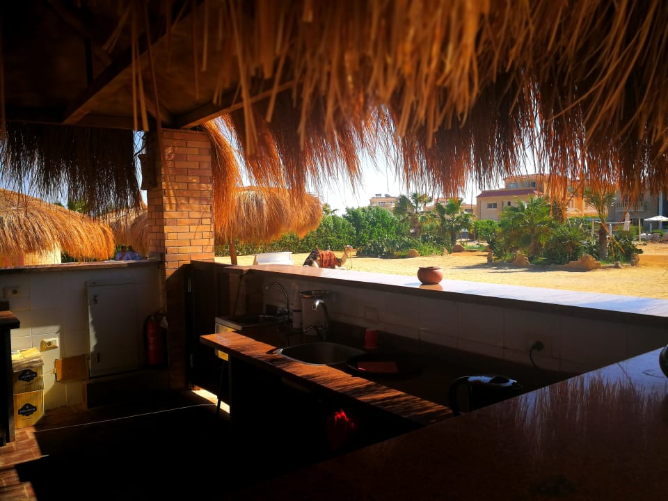 Strand Hotel Caves Beach Resort (Adults Only)