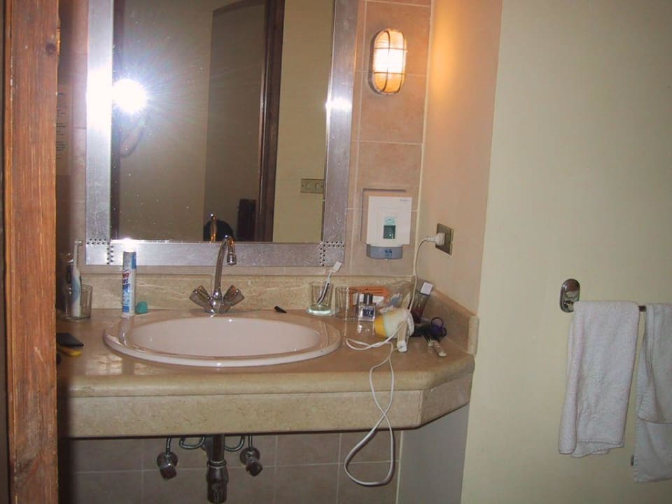 Zimmer Three Corners Rihana Resort Deluxe