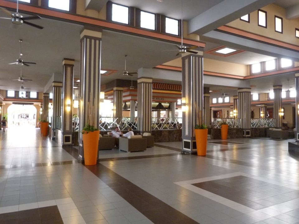 Lobby Hotel Riu Touareg