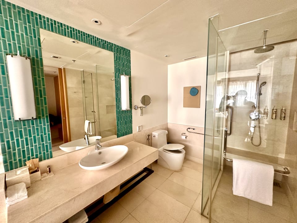 Zimmer Renaissance Phuket Resort & Spa