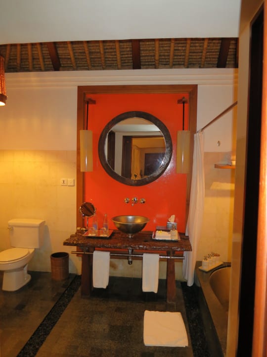 Bad der Gartenvilla Maya Ubud Resort & Spa Bali