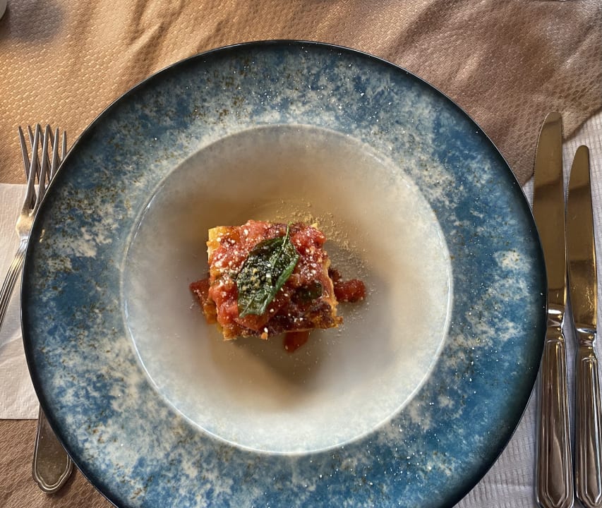 Gastro Saturn Palace Resort Hotel