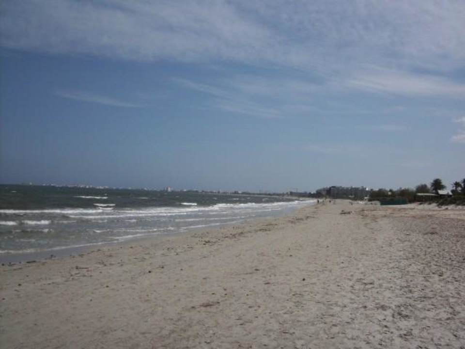 Der Strand direkt vor dem Hotel Mahdia Beach & Aquapark