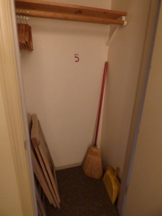 Schrank The Polynesian Resort Hotel