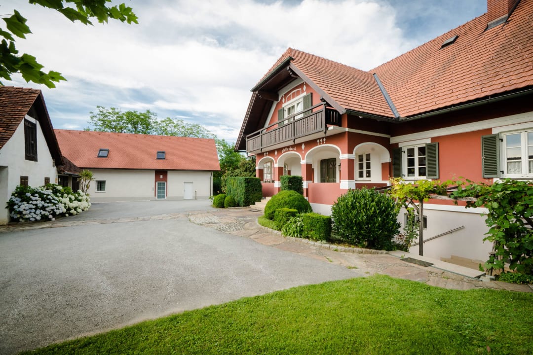 Haus und Hof Wohnungen Fetz