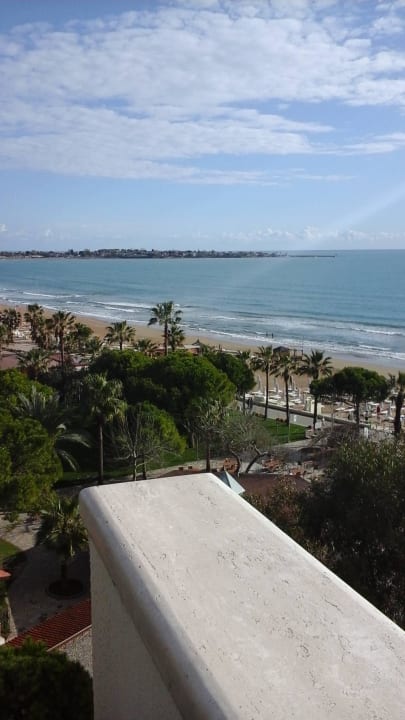 Von der Poolterrasse Melas Resort Hotel