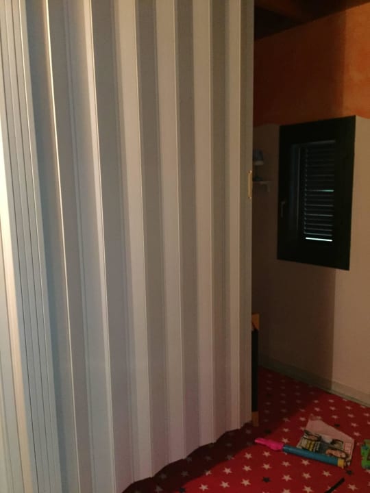 Trennwand Residence Mare Pineta