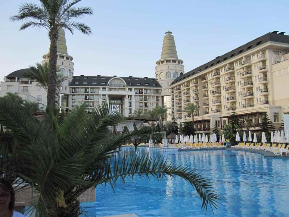 Die Pool-Anlage Hotel Delphin Diva