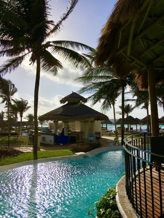 Pool Hotel J.W. Marriott Cancun Resort & Spa