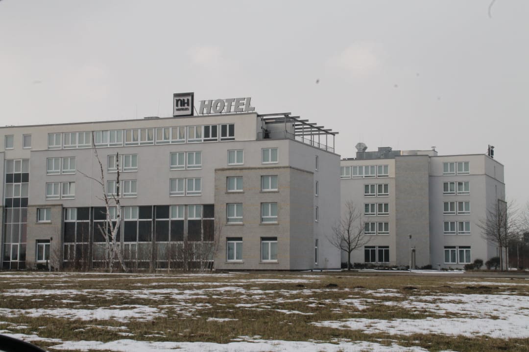 Seitenansicht Hotel NH Leipzig Messe Hotel NH Leipzig Messe