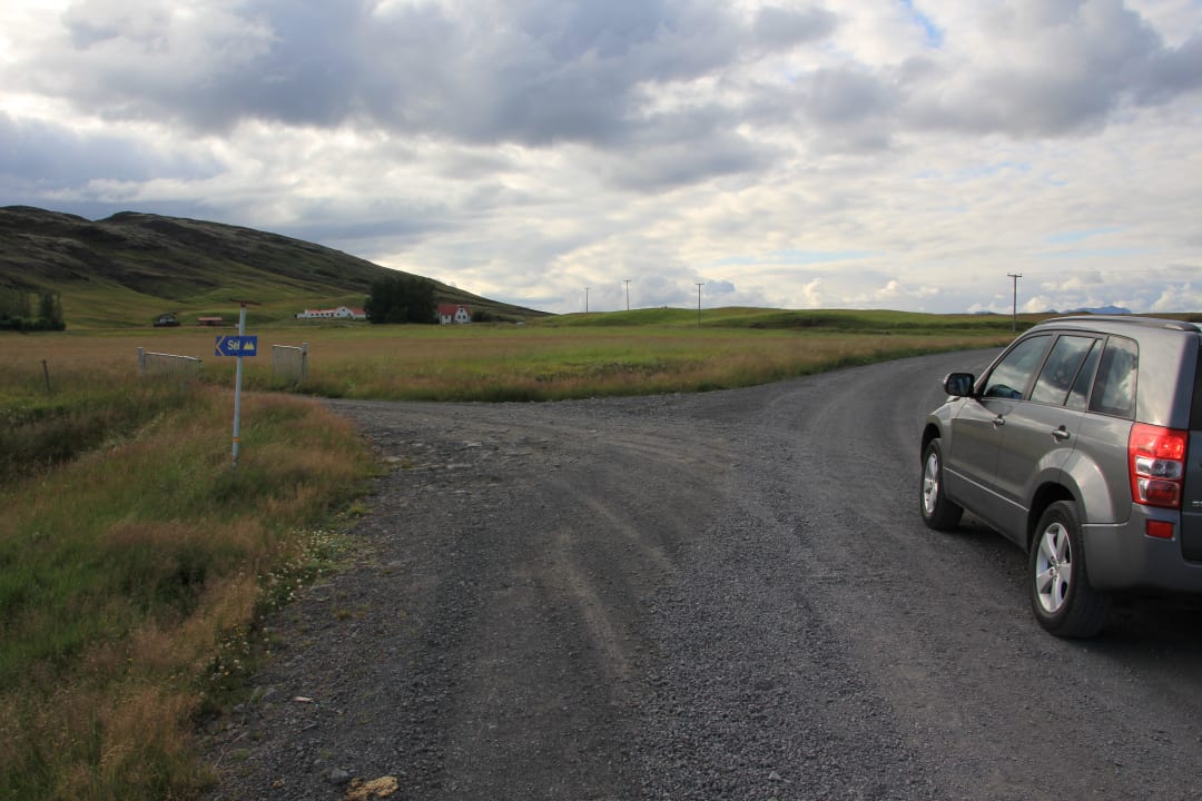 Die Farm von der Strasse aus Sel Guesthouse