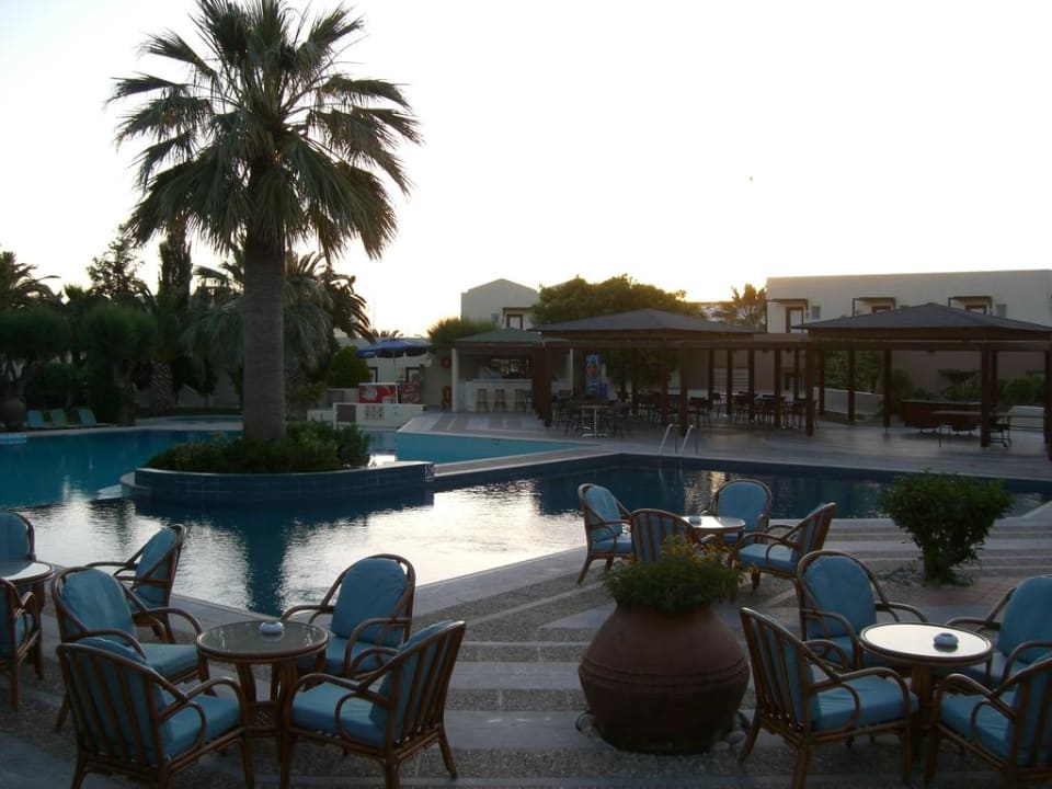 Pool Phãea Cretan Malia