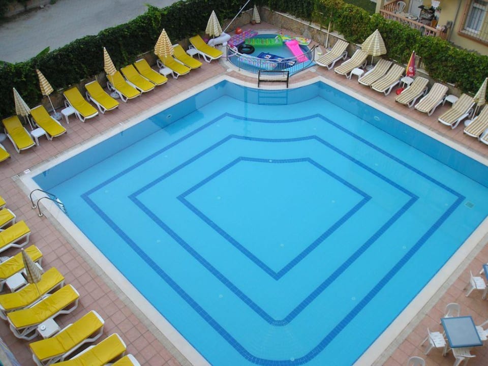 Pool Hotel Helios
