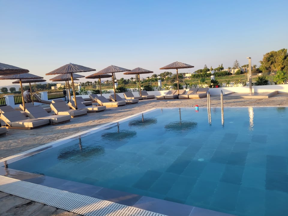 Pool Grecotel Casa Paradiso