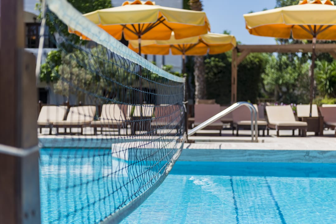 Pool Gaia Garden Hotel