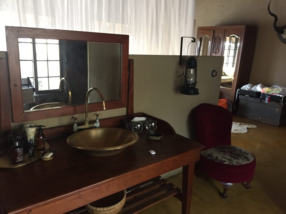 Zimmer Motswari Private Game Reserve & Geiger's Camp