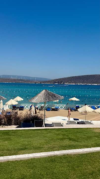 Strand Design Plus Seya Beach Hotel